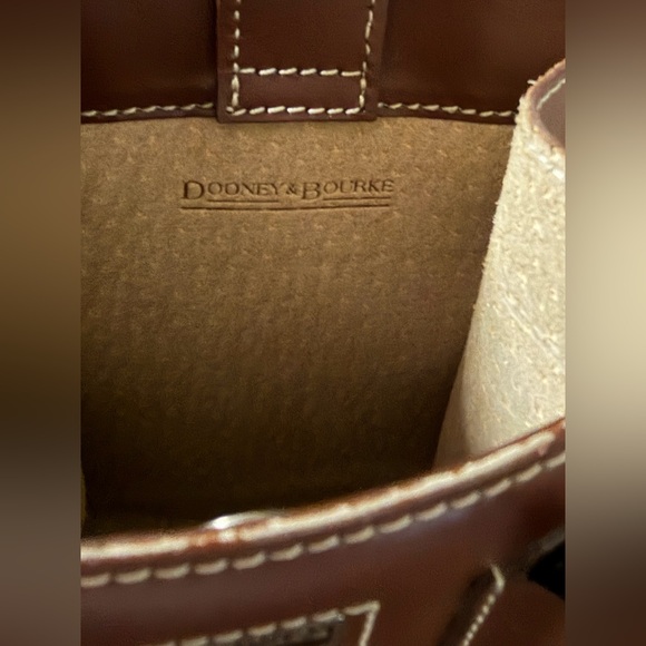 Dooney & Bourke Rare Mini Bag - Picture 10 of 10